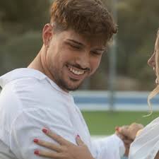 Sandra Ferriz y Darío Sellés, de 'LIDLT', desvelan el sexo y el nombre de  su primer hijo