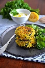 Simple Comme Des Boulettes De Millet Sauce Au Yaourt Et A La Coriandre La Cuisine C Est Simple Recettes De Cuisine Cuisine Vegetarienne Boulette