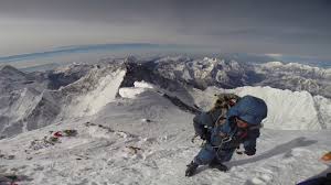 Sur cette page, vous pouvez voir en temps réel la position de la station spatiale internationale (iss) au dessus de la terre. Voila Ce Que Ca Fait De Grimper Au Sommet Du Mont Everest