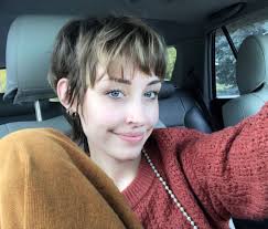 emma creech🫐 (@emma.creecher) • Instagram photos and videos