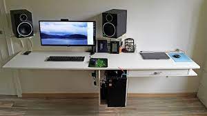 John franklin loves getting people connected to the right computer desk. Computer Hinged Table Hanging A Computer Product On The Wall Of Ikea