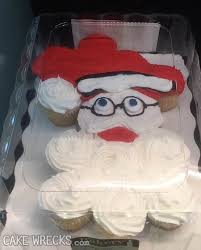 See more ideas about christmas food, christmas baking, christmas treats. 8 Christmas Cakes So Bad They Re Good For A Belly Laugh Cake Wrecks