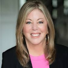 Elisa Remoundos's Instagram, Twitter & Facebook