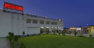 Here Is Our Favored Dhabbas Cafes And Restaurants On Jaipur Highway To Please Any Hungry Soul Address Delhi Jaipur Highway Cafe Restaurant Jaipur Hotel
