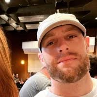 20+ "A Kenney" profiles