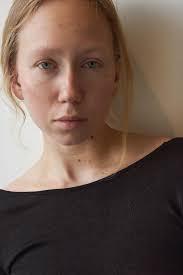 Good morning, I'm an experienced model and I'm looking for photographers  that are interested in doing any of the following tfp shoots to update my  portfolio and document my glow up journey.