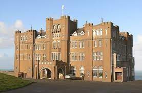 Camelot Castle Bed Breakfast At Tintagel Called King Arthur S Castle When I Stayed There Castle Hotel Castle Camelot Castle