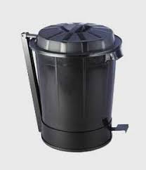 Cubos de basura para cocina con pedal levanta tapa tatay a la hora de colocar los cubos de basura en la cocina el lugar habitual en muchas casas es en el armario de. Limpieza Hosteleria Deteregentes Hosteleria Detergentes Restaurantes Cubos Basura Contenedor Cubos Basura Goliat