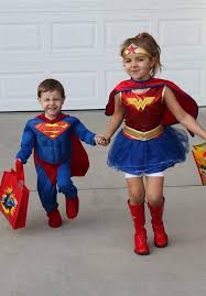 Elke dag worden duizenden nieuwe afbeeldingen van hoge kwaliteit toegevoegd. Brother Sister Superheroes Halloween Costumes Dani Cash 2013 Sister Halloween Costumes Matching Halloween Costumes Sibling Halloween Costumes