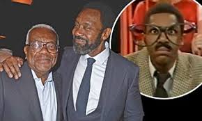 Explora las ediciones de lenny henry en discogs. Lenny Henry Comes Face To Face With Sir Trevor Mcdonald The Man He Mimicked For Years Daily Mail Online