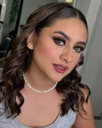 Lilian Barrera's Instagram, Twitter & Facebook