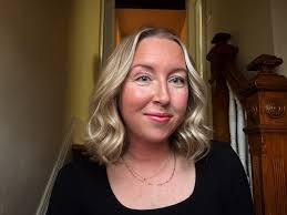 Hailey Hart (@heyhaileyhart) • Instagram photos and videos