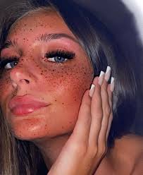 Maddy Cheary : rFreckledGirls