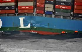 Age De Seulement Cinq Ans Le Mol Comfort Porte Conteneurs De 8100 Evp Equivalent Vingt Pieds Taille Standard Du Conten Ocean Indien Conteneur Mer Et Marine