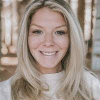 Alisha Pitts's Instagram, Twitter & Facebook