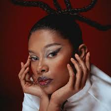 🥢 @victoria_maria.s Produtora: Zoid Creative Co. @zoidcreative Fotografia  & Dir. Criativa: @guitelrafaela Produtora Executiva: @bellayoguio Stylist:  @giovannadevitto Beauty: @jessycatommasi Special Thanks: @anotheragency_  @dtharic