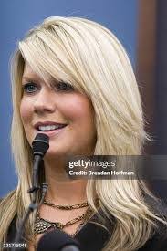 Natalie Hill's Instagram, Twitter & Facebook