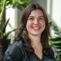 Courtney Newcomb's Instagram, Twitter & Facebook