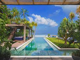 We all know that bali is known for its warm weather, affordable accommodation, and cheap food, but we just don't seem to include luxury villas in our budget when we're planning our travels. Bali Luxury Villas Ultimate Bali Collection