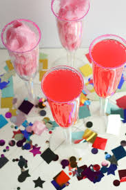 Super Simple And Fun Non Alcoholic Cotton Candy Mocktail