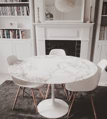 Eero Saarinen For Knoll Studio Tulip Marble Table Plasticchair Knoll Tulip Dining Table Marble Table Flat Decor