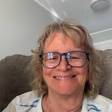 Dianne Phillips (@dilphillips) • Facebook, Connect with friends