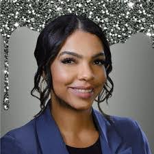 Vanessa Robinson's Instagram, Twitter & Facebook