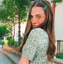 Sude Mis Adli Kullanicinin Asli Guler Panosundaki Pin 2020