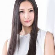 菜々緒 水着 google 検索 ヘアスタイリング 美 髪型