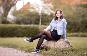 Check spelling or type a new query. Outfit Jeansjacke A Linien Rock Shirt Mit Patches