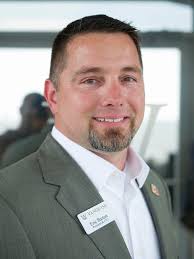 Marine vet/entrepreneur buys Villa Collina for $6.375 million