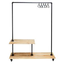 Epingle Sur Portants Sur Roulettes