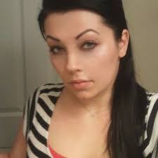 Christina Diamond's Instagram, Twitter & Facebook