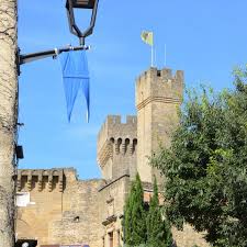 Maybe you would like to learn more about one of these? Decouvrir Le Quartier Des Savonniers Office De Tourisme De Salon De Provence