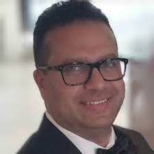 Maurice Mosseri's Instagram, Twitter & Facebook