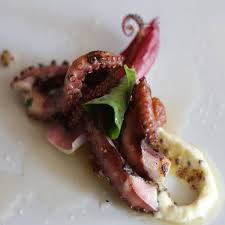 Maybe you would like to learn more about one of these? Insalata Di Seppie Gamberi E Polipo Su Un Letto Di Spaghetti Di Cetriolo Fresco Pesce