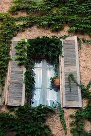 Pin De Diana Pilot En Das Fenster Zum Hof Balcones Para Ventanas Diseno Ventanas Ventanas Rusticas