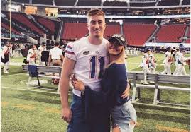 Florida Gators Qb Kyle Trask S Girlfriend Jade Caraway Kyle College Football Players Softball Camp