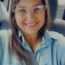 Deanna Strain's Instagram, Twitter & Facebook