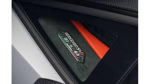 In keeping with lamborghini tradition, the aventador is named after a spanish fighting bull. Lamborghini Aventador Svj 63 Roadster Exklusivauflage Auto Motor Und Sport