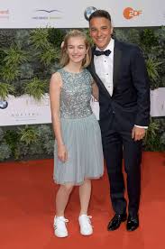 This is lola liefers 2019 by cdreikauss on vimeo, the home for high quality videos and the people who love them. Lola Gala In Berlin Diese Stars Waren Beim Filmpreis