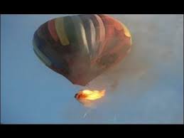After the crash, flights were grounded for six months while. Accidente Globo Egipto Hot Air Balloon Crash Egypt Luxor 2013 Youtube