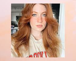 Easiest to get when you already have chestnut or dark blonde hair, medium auburn hair color is also the most popular of all the auburn color spectrum. 30 Strawberry Blonde Highlight Ideas To Show Your Stylist Asap
