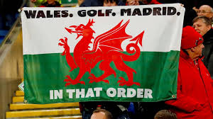 27,702,234 likes · 469,998 talking about this. Gareth Bale Erzurnt Real Madrid Mit Wales Fahnen