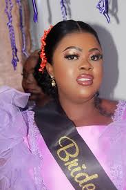 PICTORIAL BRIDAL PARTY PREPARATION FOR THE WEDDING BETWEEN IKECHUKWU EKE &  LINDA MONROE HELD AT THE MAYA GUEST HOUSE, LAPAARZEE AIRFIELD.