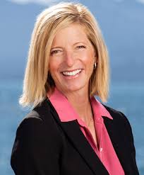 Linda Granger's Instagram, Twitter & Facebook