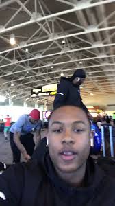 @BlueHoseMBB's video Tweet