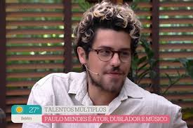 É de Casa comete gafe ao confundir Paulo Mendes com outro dublador