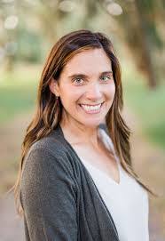 Lindsey Bolduc's Instagram, Twitter & Facebook