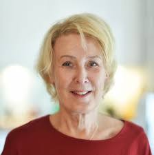 Elizabeth Ekman's Instagram, Twitter & Facebook